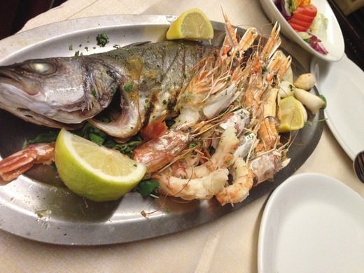 金曜日は美味しい魚介をレストランで_a0136671_640554.jpg