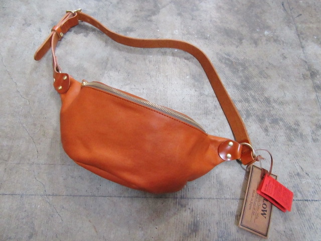 連休前に人気のBAG が再入荷!? SLOW ・・・ FUNNY BAG・CAMEL色!★? (再・・)_d0152280_14155389.jpg