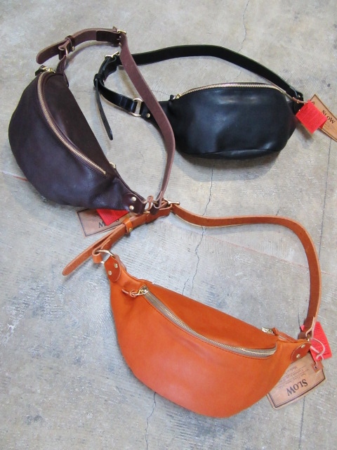 連休前に人気のBAG が再入荷!? SLOW ・・・ FUNNY BAG・CAMEL色!★? (再・・)_d0152280_1416974.jpg
