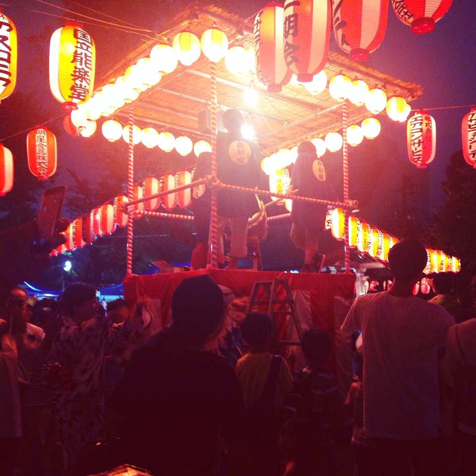 「姉さんと盆踊り」_a0075684_041864.jpg