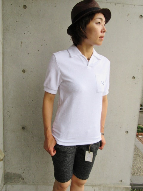 注目のPILE 素材★ FRED PERRY (LAUREL LINE) ・・・ WHITE PILE SKIPPER POLO!♪!_d0152280_8404470.jpg