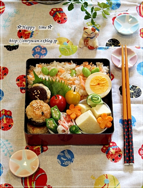 鮭と枝豆の混ぜご飯弁当♪_f0348032_18192607.jpg