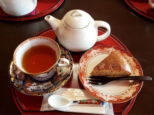 茶寮 多喜 (さりょう たき)_e0292546_06503610.jpg