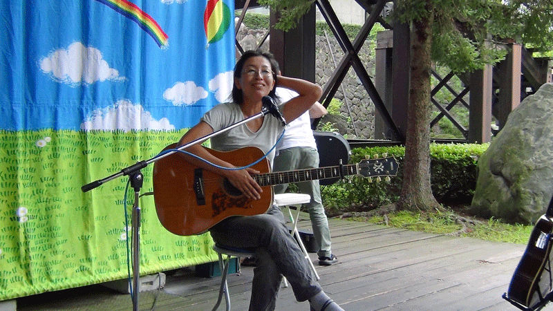 b0098881_22472046.gif