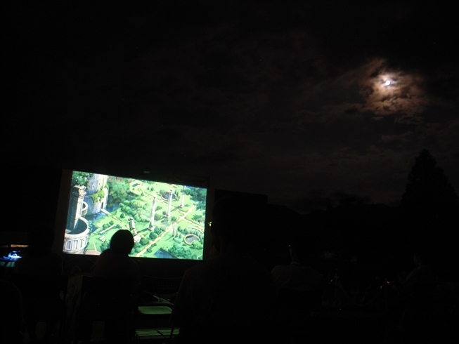 月夜の野外上映会@福島県立博物館。_c0141989_22123046.jpg