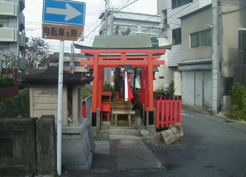 ●神社の造形―吉川大明神_d0053294_1405918.jpg