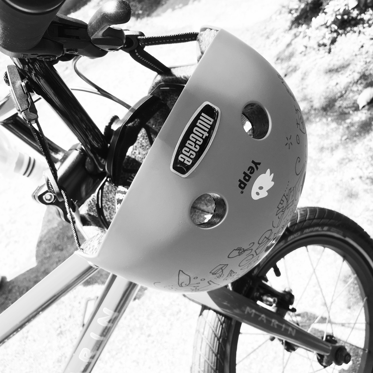 新登場☆Yepp Bike Helmet☆イエップ バイク ヘルメット Nutcase ナットケース おしゃれヘルメット_b0212032_11495576.jpg