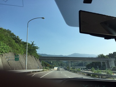 高知自動車道跨道橋(高知IC以東)_f0308898_1462646.jpg