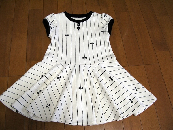 ぺプラムワンピ_f0129726_20424964.jpg