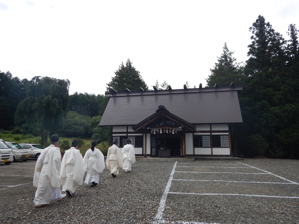 顕功神社例祭_c0111229_1939116.jpg