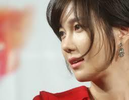 女優イ・ジアが鼻の整形について語る_f0158064_00460718.jpg