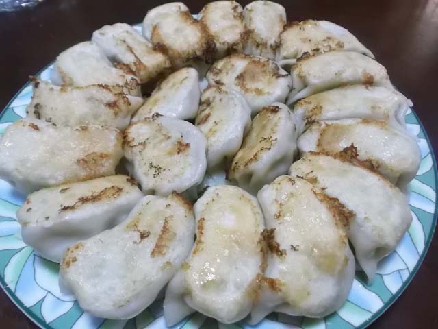 骨付き鶏もも肉のオーブン焼き_f0019498_22322138.jpg