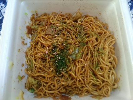 日清焼そばU.F.Oエクストリーム追いソースセット¥2,160_b0042308_18335752.jpg