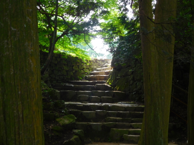 滋賀県旅行 その1 石山寺、常楽寺、長寿寺、安土城址ほか_e0345320_14130425.jpg