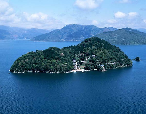 滋賀県旅行 その2 竹生島、彦根周辺 (佐和山城址、大洞弁天堂、龍潭寺、清凉寺、天寧寺、彦根城)_e0345320_22295535.jpg