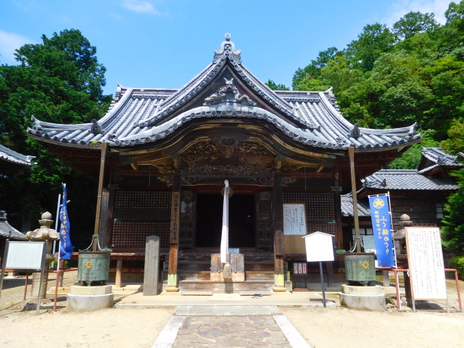 滋賀県旅行 その2 竹生島、彦根周辺 (佐和山城址、大洞弁天堂、龍潭寺、清凉寺、天寧寺、彦根城)_e0345320_23525421.jpg