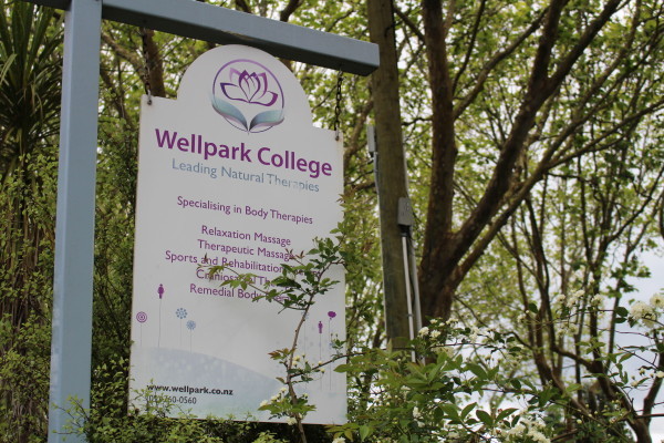 Wellpark Collageにてこれから開講されるコースのお知らせ☆★_a0315876_07362612.jpg