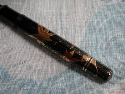 限定品蒔絵万年筆「照葉」_e0200879_1002636.jpg