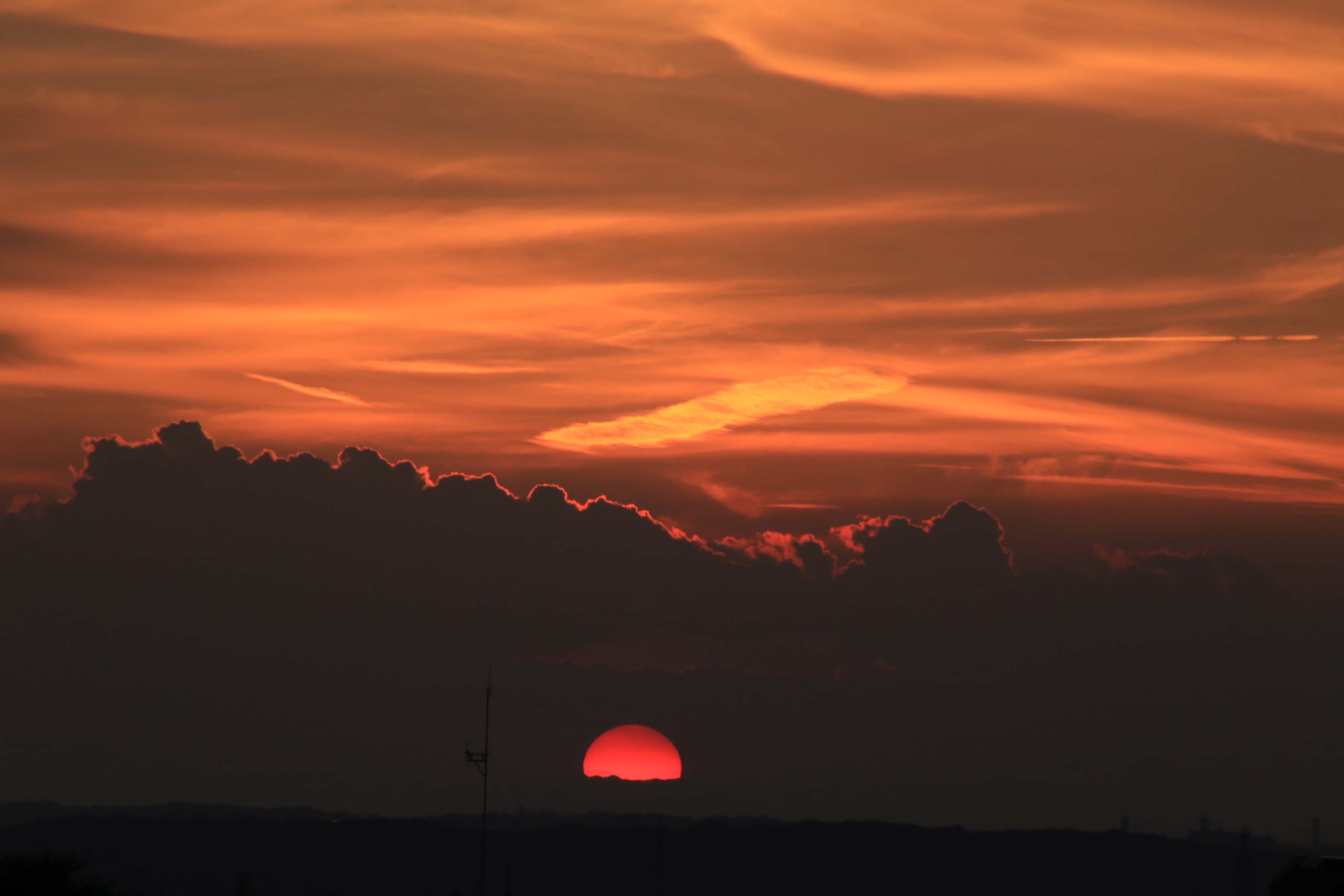 一週間の夕暮れ！_c0083210_1852110.jpg