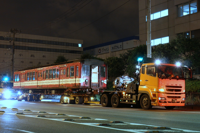 営団丸ノ内線500系　里帰り陸送_f0215016_21404118.jpg