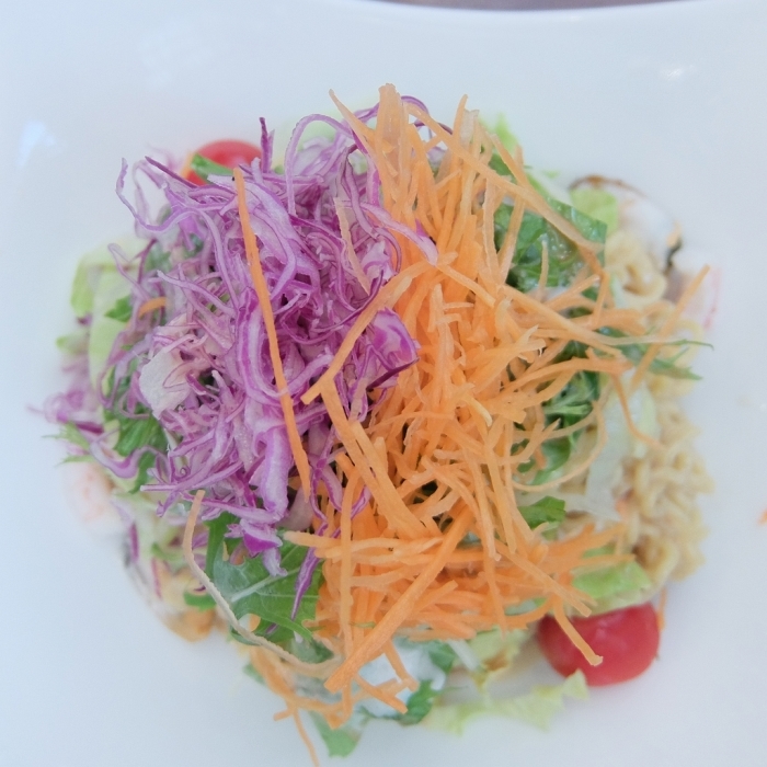 札幌グルメ　ラーメンサラダ_f0050534_07134127.jpg