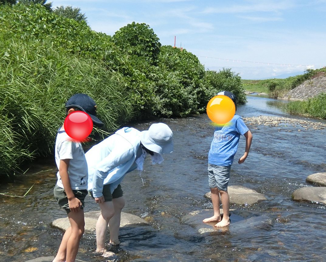 夏はやっぱりせせらぎ公園！水遊びがとっても気持ちいいね！！_c0342050_23195966.jpg