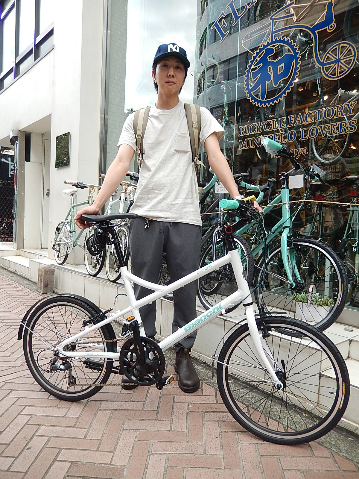 7月23日　渋谷　原宿　の自転車屋　FLAME bike前です_e0188759_18171730.jpg