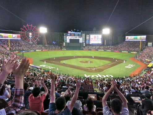 カモメと戦う夜_c0260460_06091634.jpg