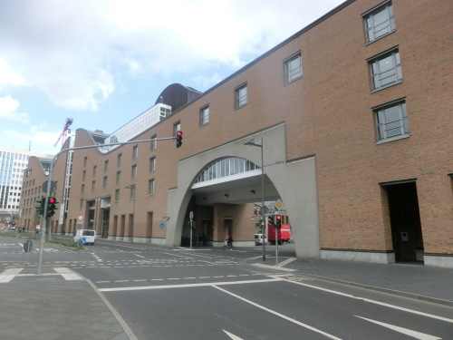 b0214184_16020125.jpg