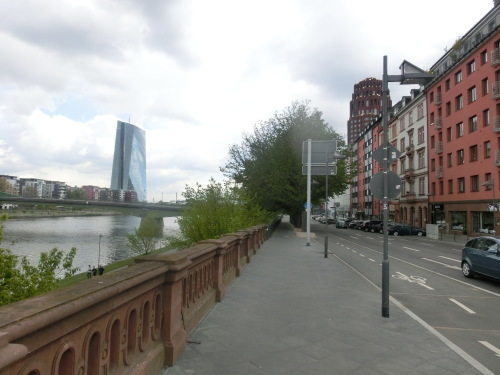 b0214184_18010799.jpg
