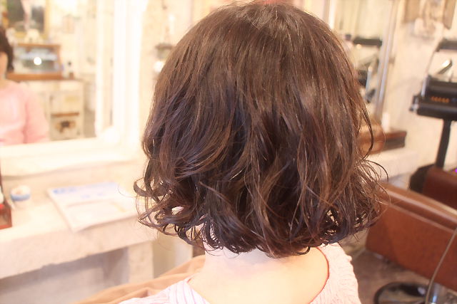 パーマに使用するヘアケア剤とは。。。。。_b0210688_20134182.jpg