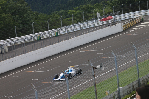 FIA-F4　選手権　第７戦、大滝拓也君（山形大学工学部物質化学工学科３年）が８位入賞！・１１_c0075701_22271569.jpg