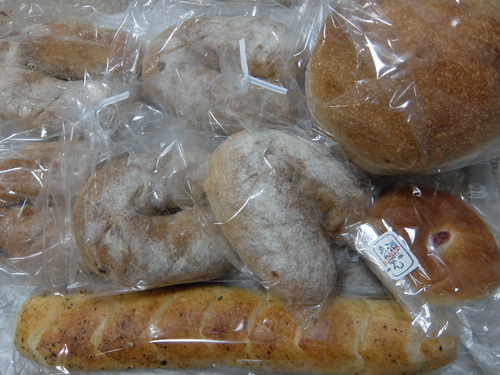 f0128821_12041100.jpg