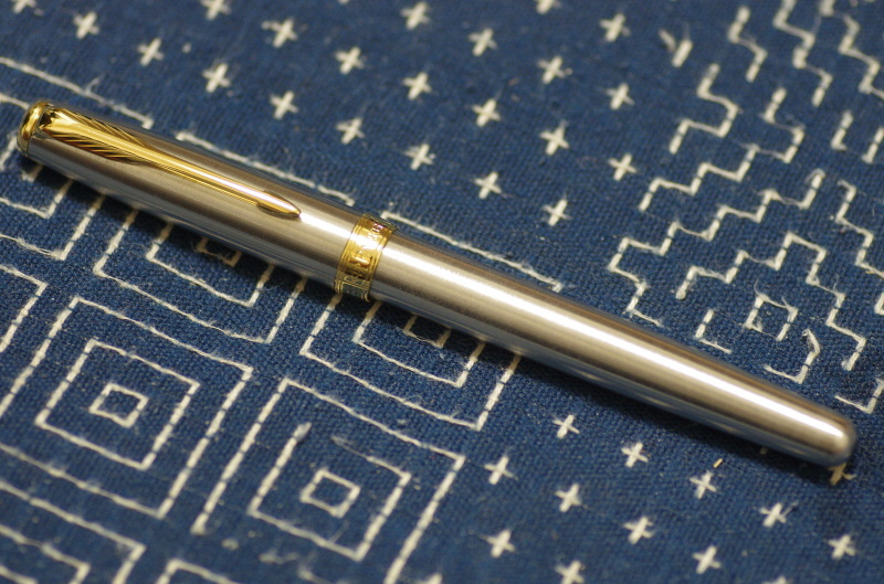 Parker Sonnet Original 万年筆の通気口を塞ぎ 使える万年筆に変身させた話 Slow Life 2 Parker Sonnet Original 万年筆の通気口を塞ぎ 使える万年筆に変身させた話 Slow Life 2