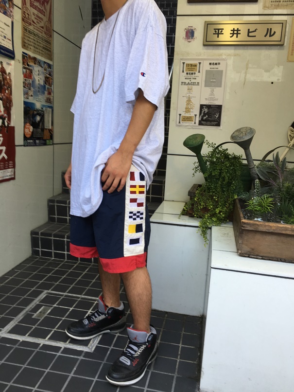 Champion Plain T-Shirts×90s Tommy Hilfiger Nylon Shorts×NIKE AIR JORDAN_e0240460_22101011.jpg