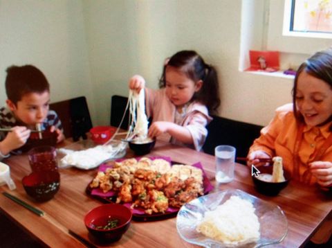 スイスの子供の昼ご飯。_c0059063_16362062.jpg