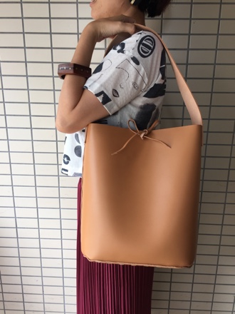 caph◇CAPH×POMTATAレザーワンショルダーBag◇_d0127394_11303554.jpg