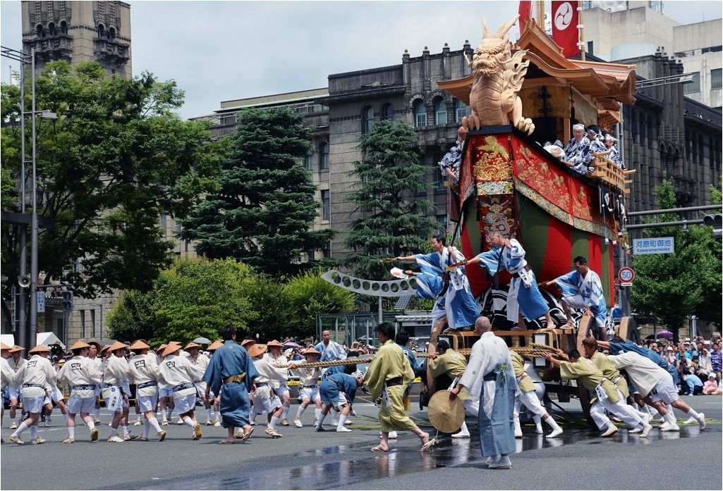 祇園祭山鉾巡行②_b0368233_21133825.jpg