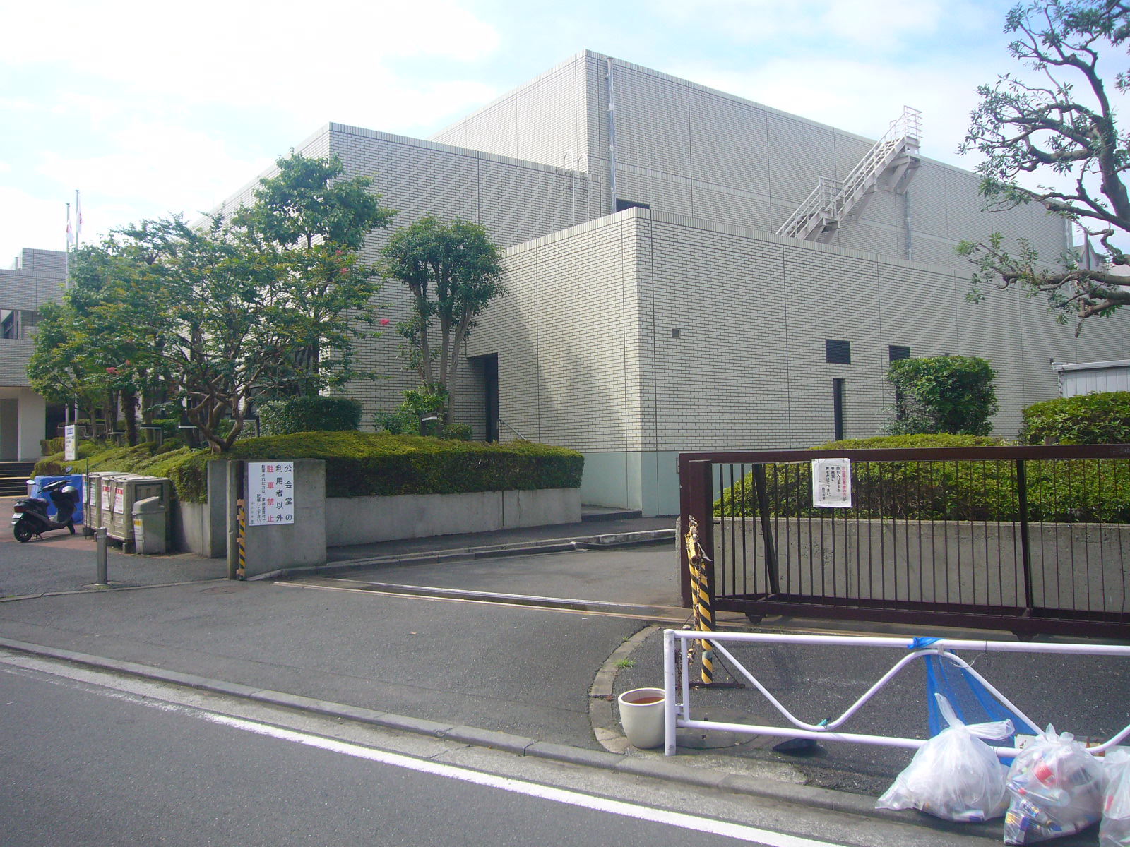 「西公会堂」例会場 参考写真_b0173672_10525637.jpg