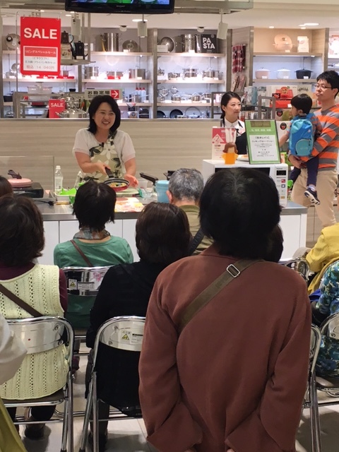 大阪タカシマヤ本店で料理教室!_d0339678_09530152.jpg