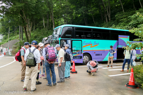 スニーカーでも行けるお手軽ハイキング：谷川岳 一ノ倉沢　№１_d0114093_2261780.jpg