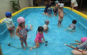 夏休みまっさいちゅう_e0325335_13514570.jpg
