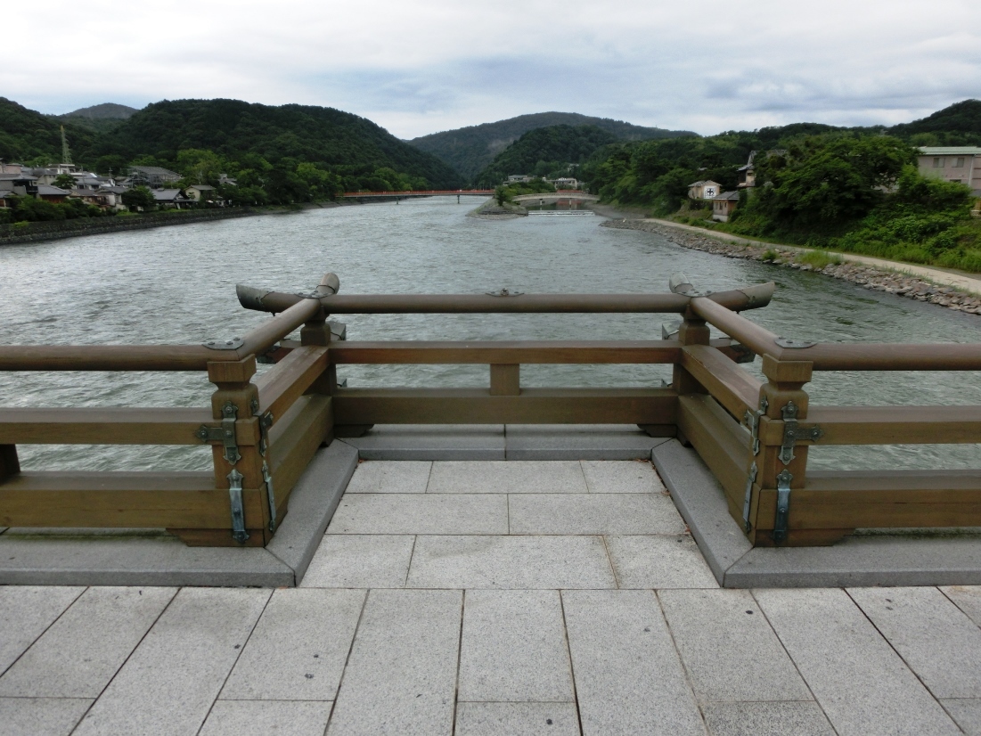 宇治橋　～源氏物語の舞台にもなった、日本三古橋のひとつ～_e0147022_22375200.jpg