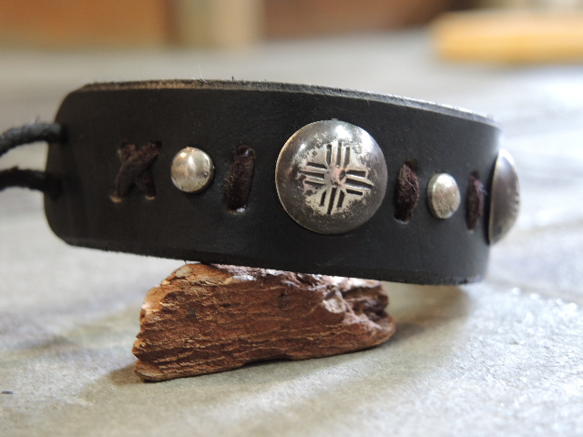 MYKA Concho Leather Bracelet_c0197972_16181091.jpg