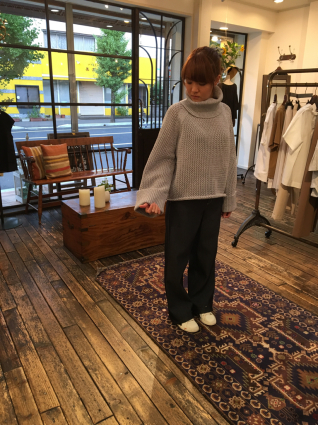 ニットですが(^◇^;)_a0246319_22170675.jpg