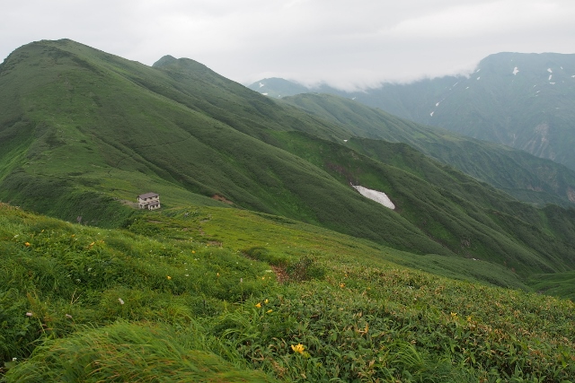 2016/7/25~26 飯豊連峰　石転び沢から梶川尾根周回_b0189948_22545295.jpg