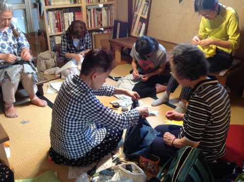 夏の『ちくちく手縫いの会』涼しいブラウスできました!_b0153663_15114586.jpeg