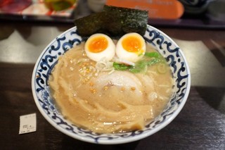 減らない体重…_f0310282_15165036.jpeg