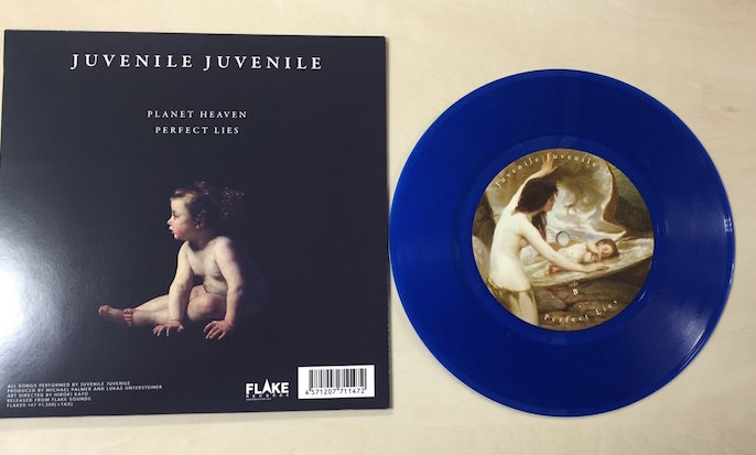 Juvenile Juvenile / Planet Heaven / Perfect Lies / 7inch + CD(FLAKES-147)2016.8.10 Release_a0087389_19475988.jpg