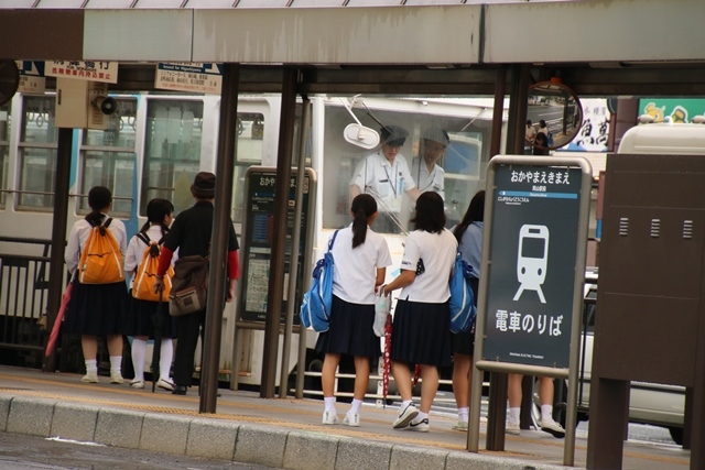 岡山の路面電車②桃太郎伝説の街岡山・・・・市民に愛されている路面電車、路面電車のある街と発展する観光事業_d0181492_11492621.jpg